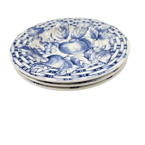 Pier 1 Imports Blue & White Fruit Basket Weave Rim Salad Pasta Bowls - Set of 3 - Picture 14 of 16
